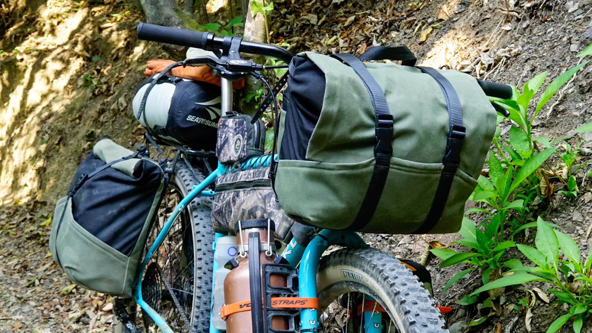 Complete List of Handlebar Harnesses and Rolls for Bikepacking 