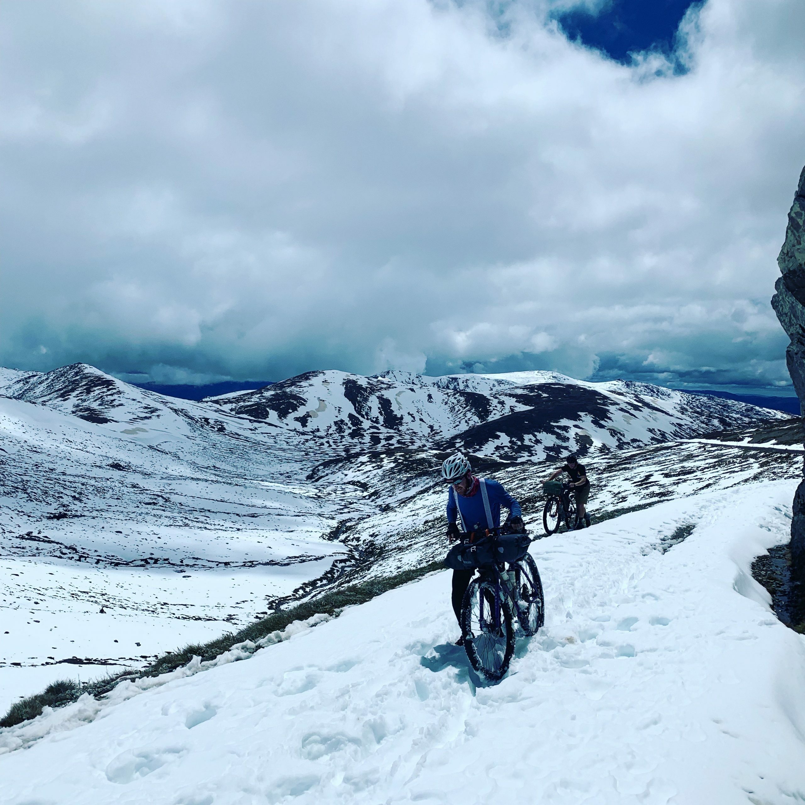 Pushing through snow on the Hunt 1000