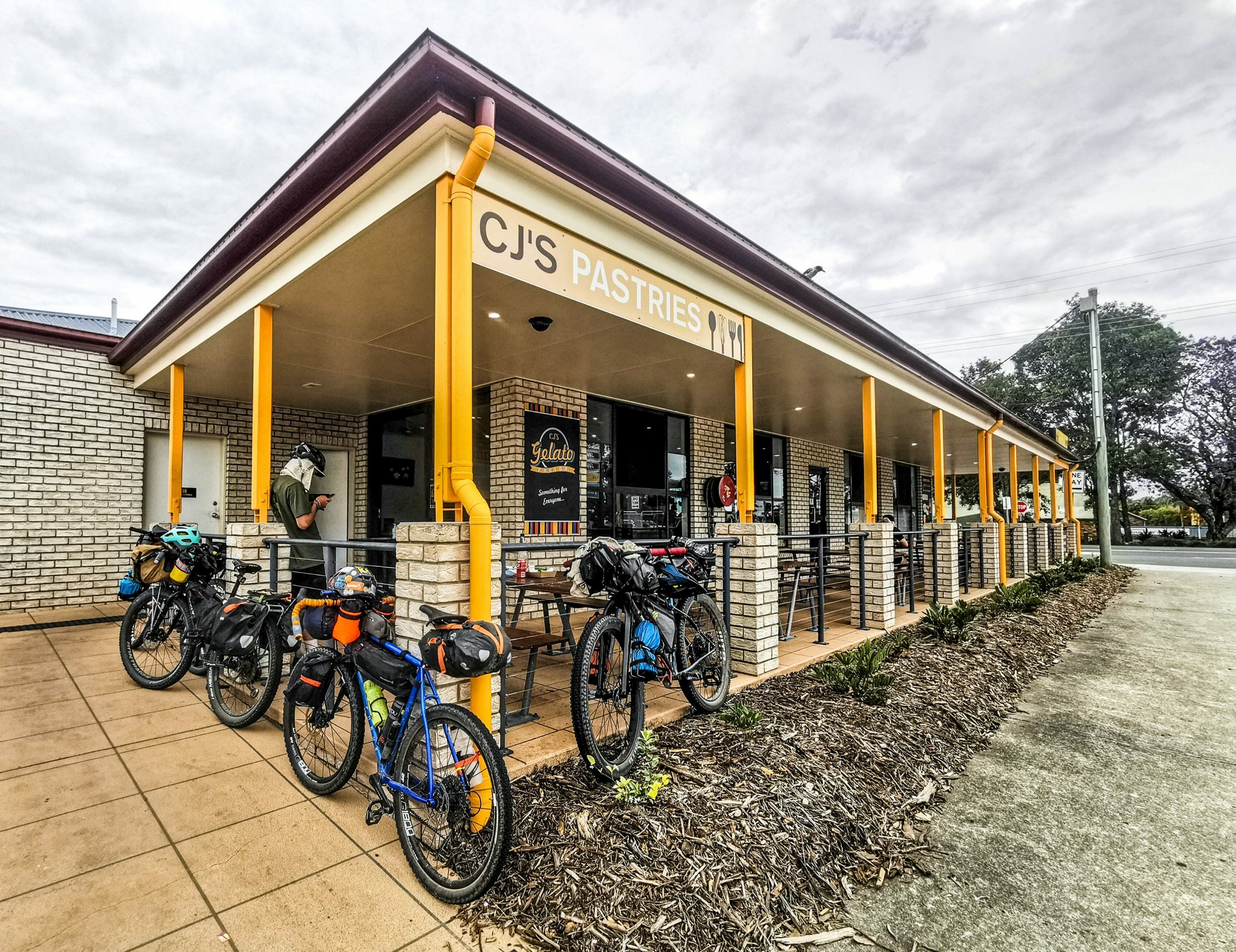 Bakery on the Bundy to Bris route